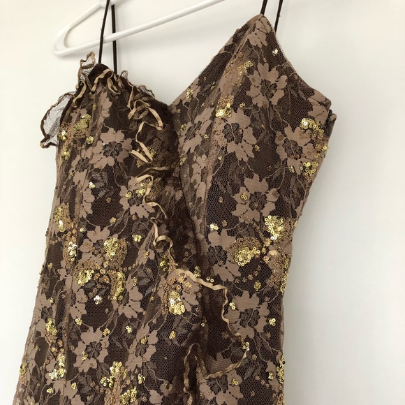 Dress - Picture 3 of 6